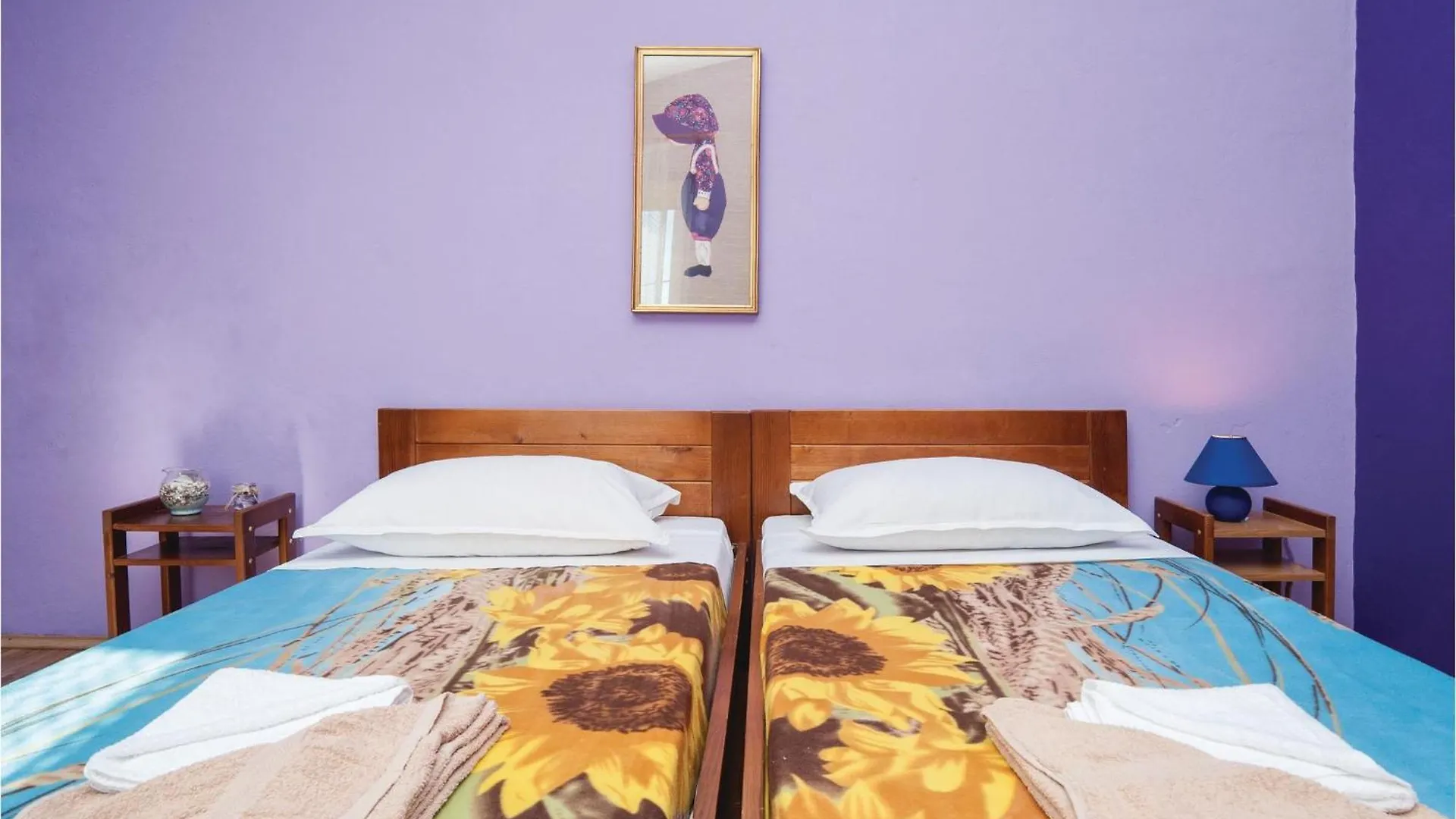 Cozy Apartment In Pakostane With Wifi